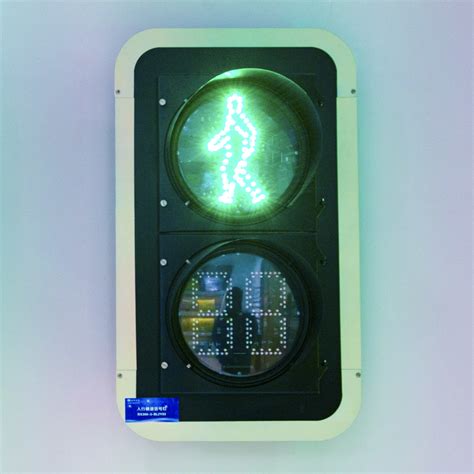 Pedestrian Led Traffic Signal Lamp With Green Dynamic Display And Bi Color Countdown Timer