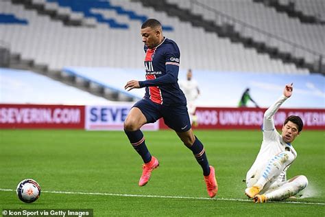 kylian mbappe records incredible speed of 36kmh as he finishes off psg counter attack sportnews