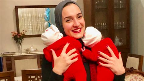 Egyptian Super Mom Successfully Pumps 21 Liters Of Breast Milk Rahet Bally