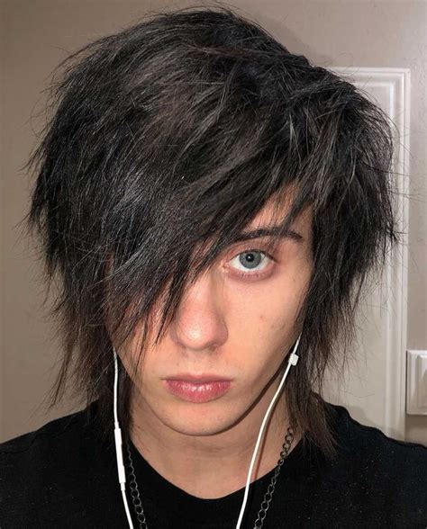 Cute Emo Hairstyles That Ll Make You Feel Edgy And Adorable Hinoandblood