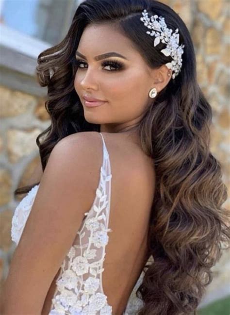 Unique Wedding Hair Down With Headband And Veil With Simple Style