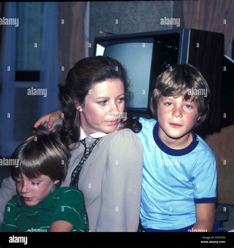 Patty Duke Astin With Sons Mack And Sean091981credit Image Â