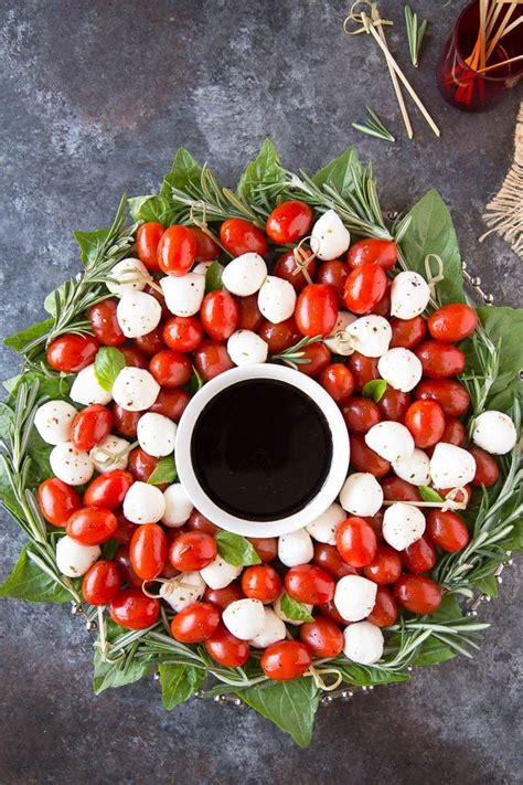 Caprese Salad Appetizer Wreath Recipe Caprese Salad Appetizer