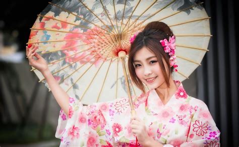 Картинки японки в кимоно фото