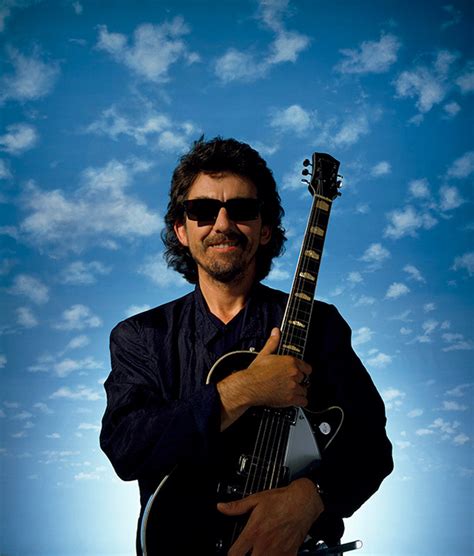 Browse georgeharrison.com for music, news, photos and official store. GM_GH002 : George Harrison - Iconic Images