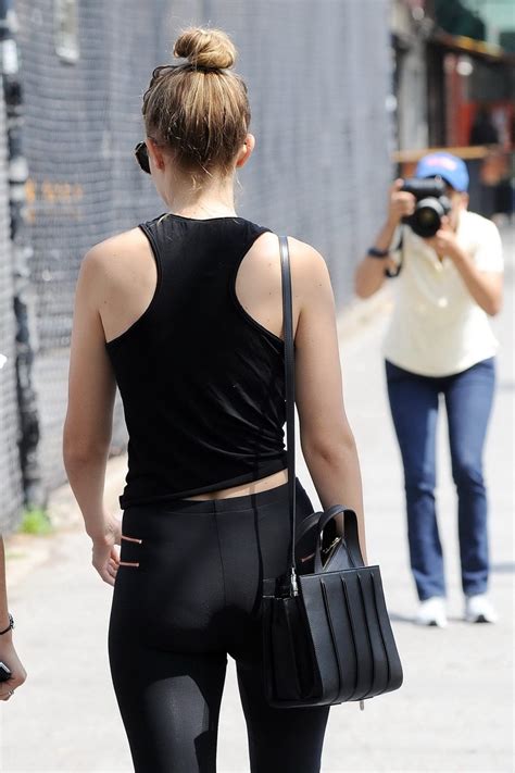 Gigi Hadid Showing Off Her Ass In Black Tights Out In Nyc Porn Pictures