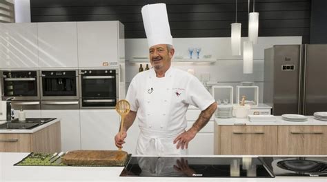 El popular cocinero karlos arguiñano se incorporará a antena 3 a partir de la próxima temporada. Karlos Arguiñano cocina por primera vez en directo