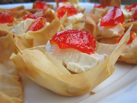 Easy Easy Phyllo Pastry Tarts With Hot Pepper Jelly Tested