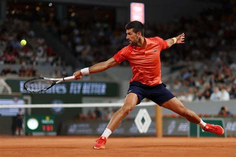 Djokovic Pasa A La Tercera Ronda De Roland Garros Con Una Exhibición