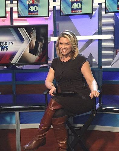 Bethany Crouch From The Appreciation Of Booted Newsreaders Website Botas Altas Alto Botas