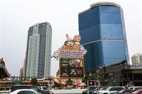 Circus circus casino, las vegas convention center und fashion show mall befinden sich 2 km entfernt. Hotel Circus Circus - Las Vegas