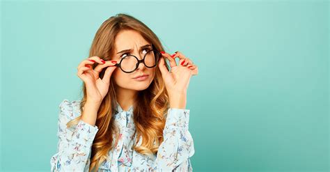 Do I Need Glasses 8 Signs You Need Them Eyelux Optometry