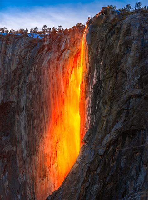 Fire Fall Horsetail Falls Yosemite National Park Firefall Flickr
