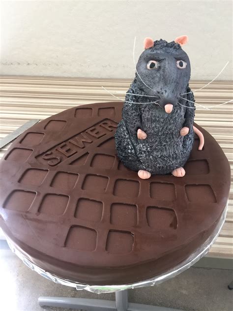 Sewer Rat On A Manhole Cake 12th Birthday Birthday Ideas Bday