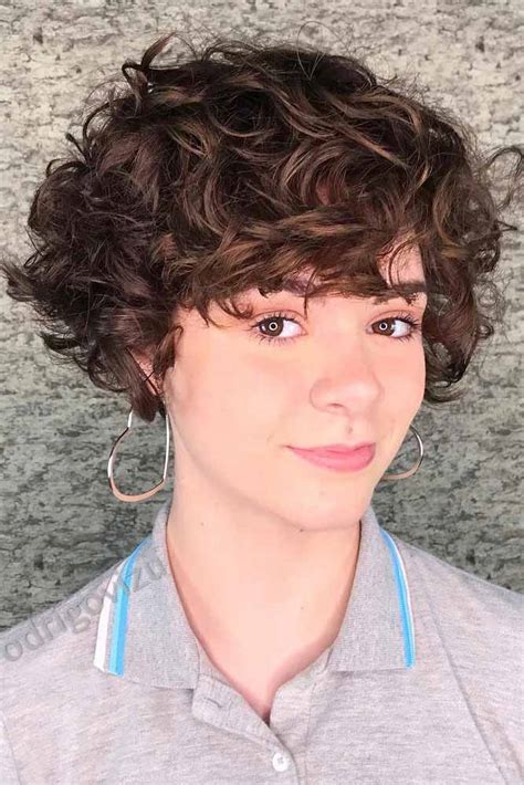 Short Curl Hair Style 20 Best Short Curly Hair Ideas Short And Curly Hairstyles