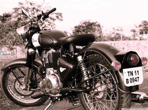 With 32 royal enfield bullet bikes available on auto trader, we have the best range of bikes for sale across the uk. 35 Gambar Black Bullet Bike Hd Wallpaper terbaru 2020 - Miuiku