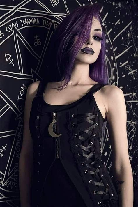gothic girls goth beauty dark beauty dark fashion gothic fashion steampunk fashion emo