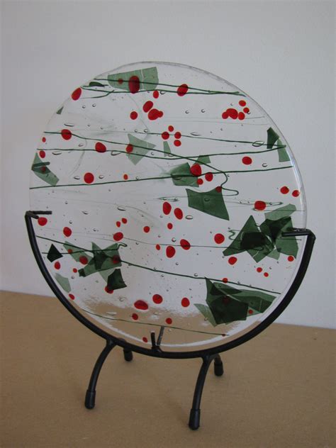 glass fusion art piece decorate for the holidays~ glass fusion ideas fused glass christmas