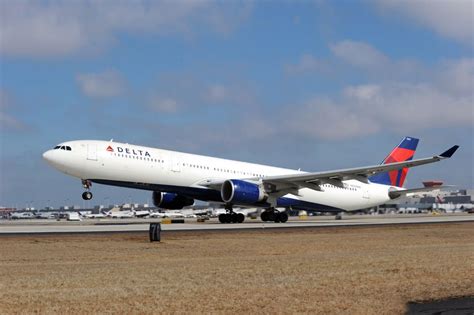 Delta Air Lines New Atlanta Service More New York Flights To Athens