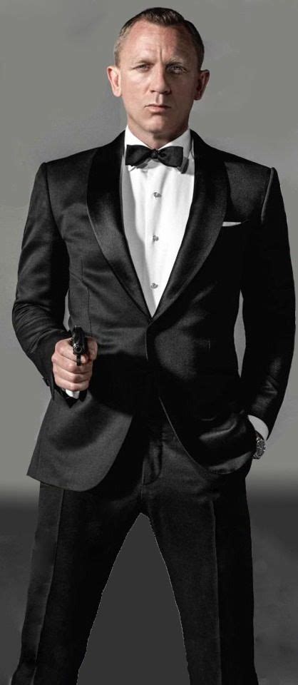 Daniel Craig As James Bond Always Wears The Tux Well Traje De Novio Gris James Bond Y