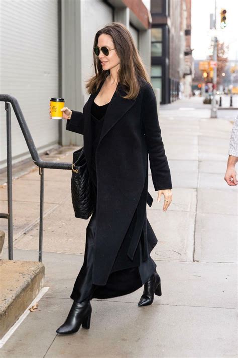 Angelina Jolie Style Clothes Outfits And Fashion Celebmafia