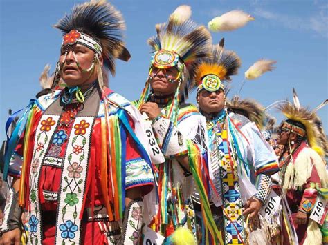 Portraits Of Diversity 21 Vivid Pics From Pala Pow Wow