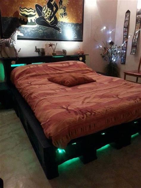 40 Creative Wood Pallet Bed Design Ideas » EcstasyCoffee