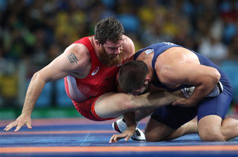 Canadian Wrestlers Head To Paris For Worlds Team Canada Official