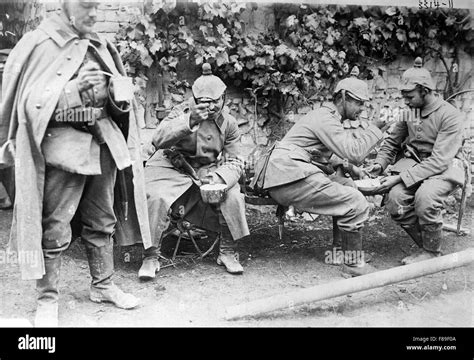 Deutsche Soldaten Im Ersten Weltkrieg Verdun Frankreich Essen