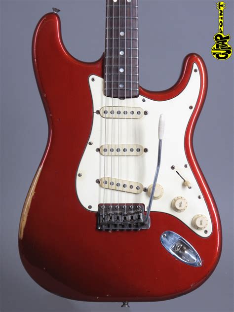 1969 Fender Stratocaster - Candy Apple Red-Vi69FeStrCAR252718x