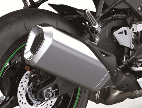 All new aerodynamic body with integrated winglets, small & light led headlights, tft colour instrumentation, and smartphone connectivity plus updates derived from kawasaki racing team world superbike. 2021-kawasaki-ninja-zx-10r-zx10r-specs-13 - BikesRepublic