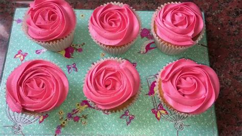 Decorating Pink Vanilla Cupcakes With Pink Glitter Youtube