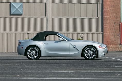 I have been researching spare tires for my 2007 bmw 328xi wagon. 2004 BMW Z4 | Fast Lane Classic Cars