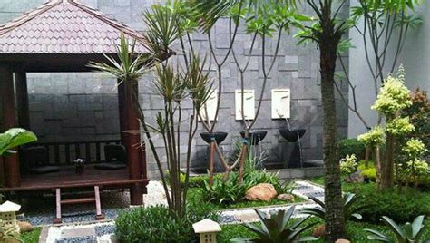 Konsep yang ingin ditekankan adalah landskap melayu tradisional (konsep kampung), namun walaupun ianya untuk mempersembahkan konsep kampung kita perlu juga mempertimbangkan. Landskap Taman Dapur | Desainrumahid.com