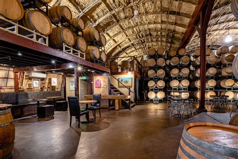 Carr Vineyards And Winery Winery Info Santa Barbara Wine Tasting