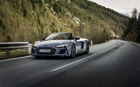 New Entry Level Audi R8 V10 Performance Rwd Gets 562bhp And £126885