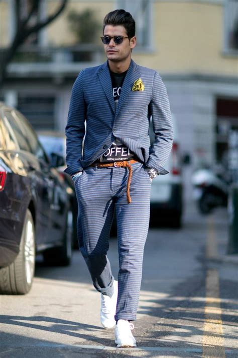Faites vos choix de costume homme d ete parmi les produits de nombreuses marques et boutiques en ligne ► (vestes+pantalon)hommes suit deux pieces costume mode loisir svelte couleur unie moyen double boutonnage formal manteau formel pantalon zs300468. Tendance mode homme printemps-été 2016 : street style