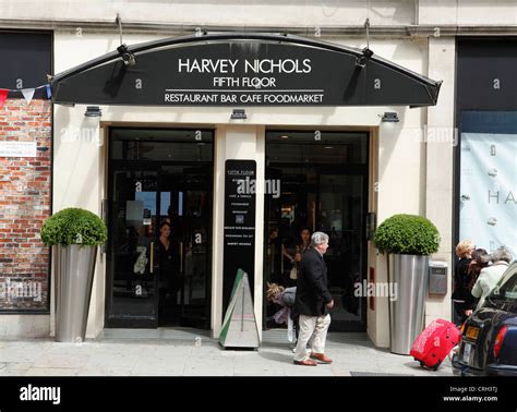 Harvey Nichols Store Uk Hi Res Stock Photography And Images Alamy
