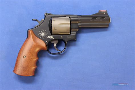 Smith And Wesson 329pd 44 Mag Wbox For Sale At