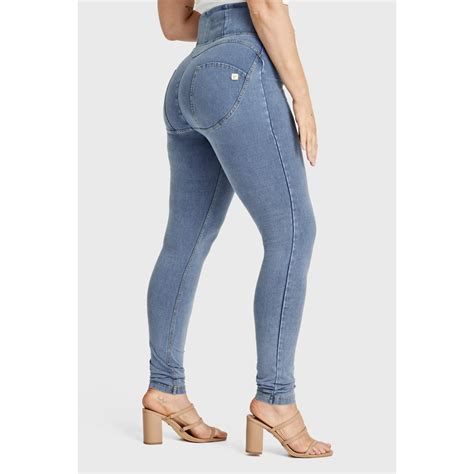 Freddy Wrup® Curvy Damen Push Up Jeans High Waist Skinny Hellblau