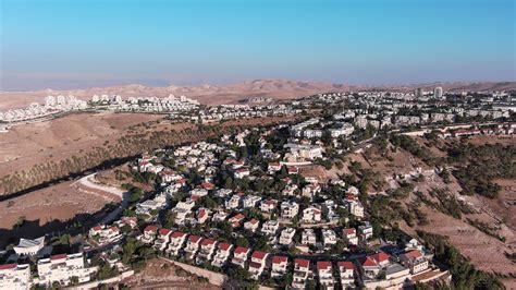 Why Israel Is Pushing To Expand West Bank Settlements The New York Times