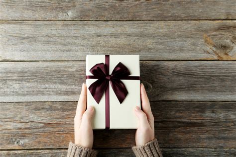 Tribute Redefines the Gift Giving Experience - Ivy Exec Blog