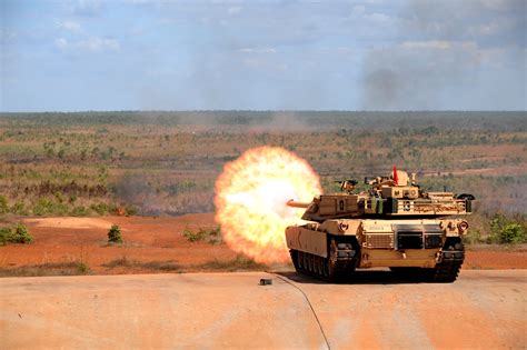 Picture M1 Abrams Tanks Firing American M1a1a2 Military 2500x1662