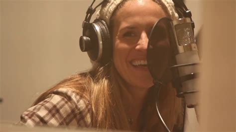 Court Yard Hounds Emily Robison And Martie Maguire From The Dixie Chicks Recording In Their