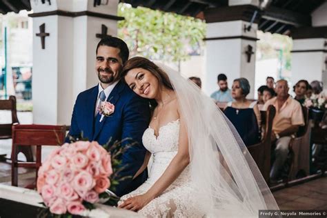 5 Major Mexican Wedding Traditions Explained