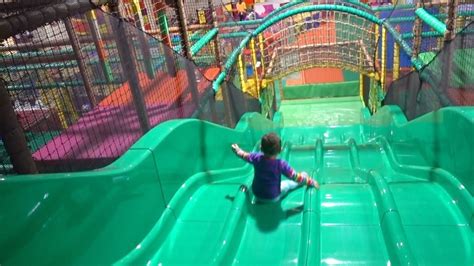 Indoor Playground Fun Kids Play Area With Slides And Ball Pit Balls