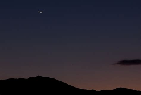 Moon And Venus Early Dawn Another Beautiful Morning Lunar Observing