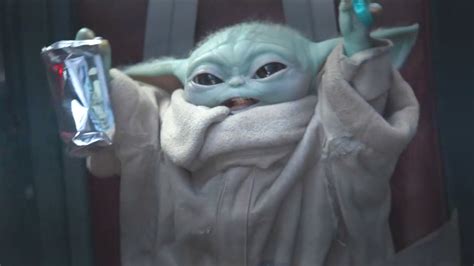 Baby Yoda Loves Cookies Too Much Youtube