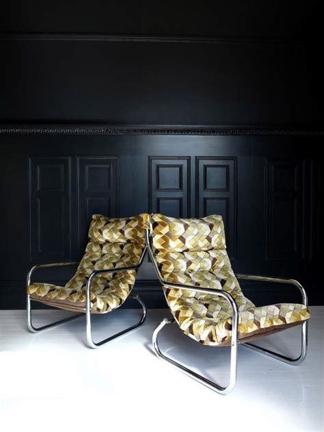A pair of retro lounge chairs | 47 Park Avenue | Retro lounge chairs