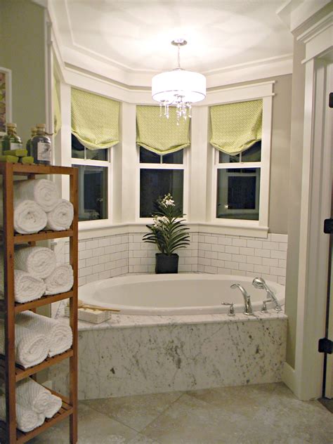 The bathroom is truly one of the most important rooms in the house. DIY Home Design - HomesFeed